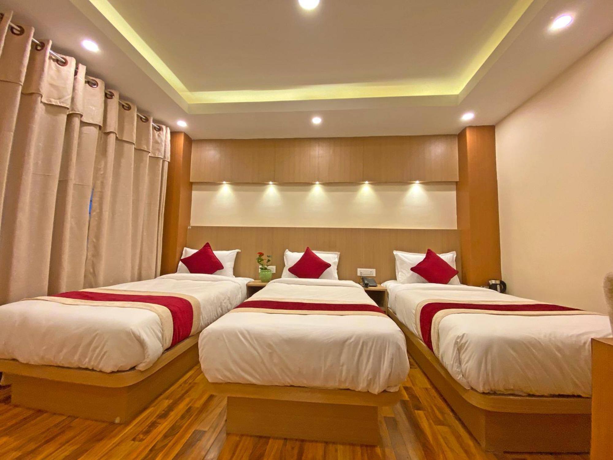 Hotel Nilakantha Pvt. Ltd Kathmandu Exterior photo